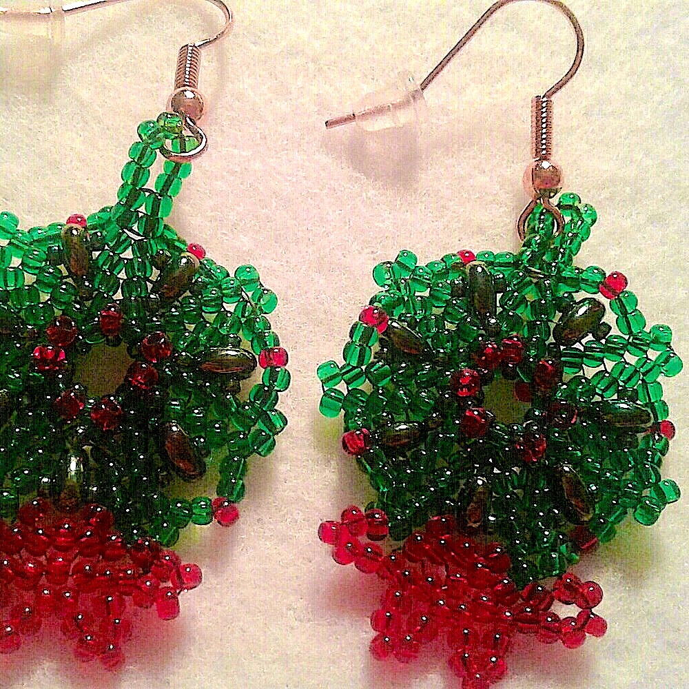 “Wreath” beaded reversible earrings
